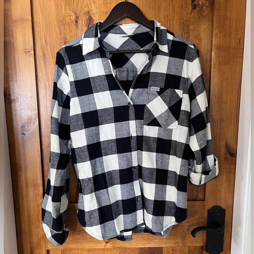 Columbia Black and Ivory Buffalo Plaid Button-Up Shirt